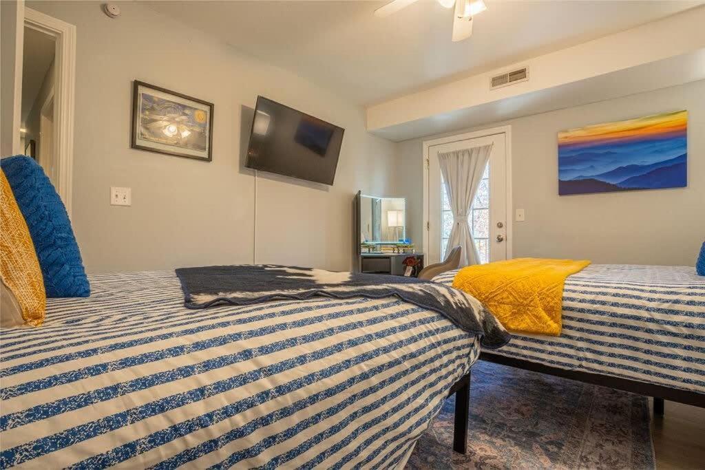 Sasquatch Lodge E Sleeps 13 Gatlinburg Luaran gambar